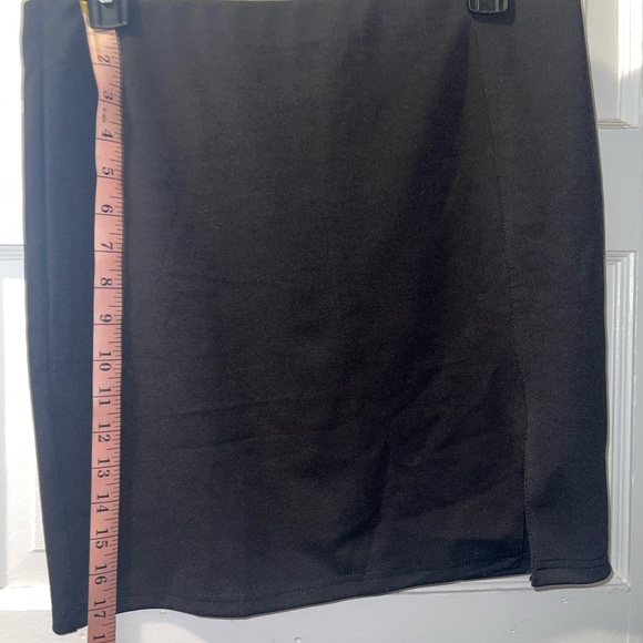 Mini Skirt with Slit - Picture 3 of 4